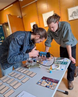 Nous étions présents à la Fête de la science samedi dernier pour vous parler de sciences marines, de classification des animaux, de technologie et bien plus encore... 🧬

Vous avez pu découvrir les magnifiques images de notre océan 🐟

C'est toujours un plaisir d'échanger avec vous. 🗣

Et merci à la station Marine pour l’accueil ! 🙏

@konkarlab @ifremer_officiel @station_marine_concarneau_mnhn 

#fetedelascience  #fetedelascience2024